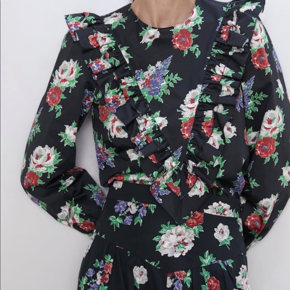 FLORAL PRINT BLOUSE WITH RUFFLE - Picture 3 of 5